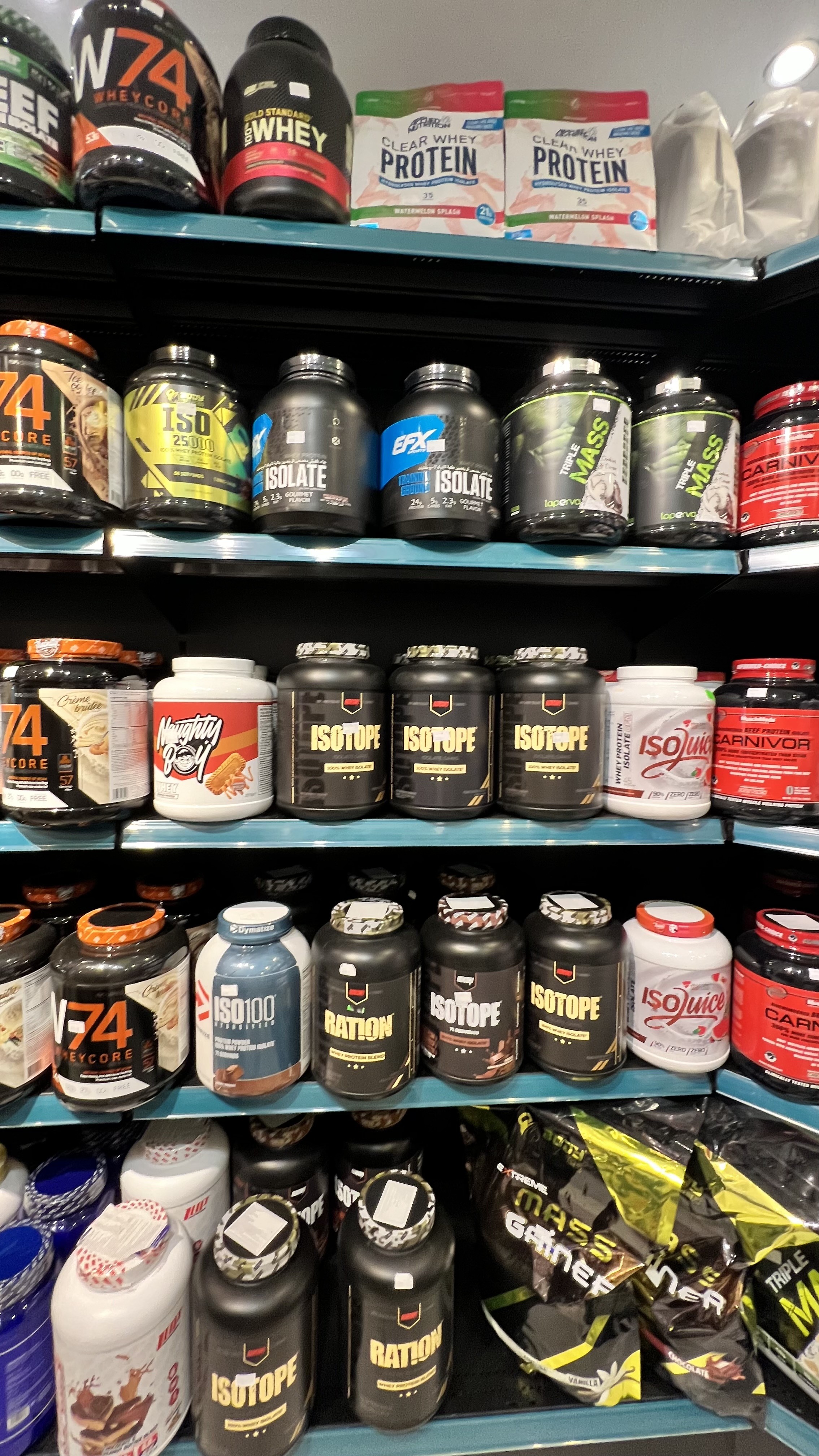 محترفين المكملات